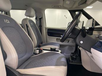 VOLKSWAGEN ID. BUZZ Pro 77Kwh Style Mpv 5Dr Electric Auto (204 Ps)