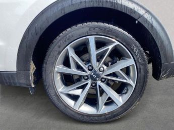KIA NIRO 1.6 Gdi Hybrid 3 5Dr Dct