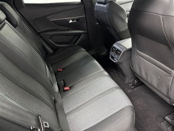 PEUGEOT 3008 1.5 Bluehdi Allure Premium + Suv 5Dr Diesel Eat Euro 6 (S/S) (13