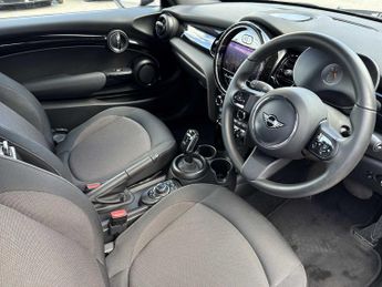 MINI CONVERTIBLE 1.5 Cooper Classic 2Dr Auto