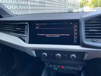 AUDI A1 1.0 Tfsi 30 S Line Sportback 5Dr Petrol S Tronic Euro 6 (S/S) (1