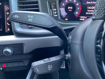 AUDI A1 1.0 Tfsi 30 S Line Sportback 5Dr Petrol S Tronic Euro 6 (S/S) (1