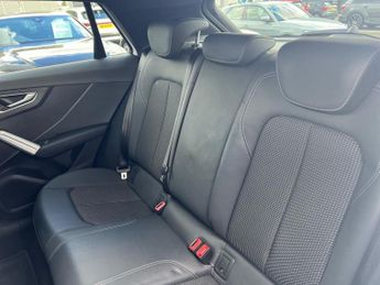 AUDI Q2 1.5 Tfsi Cod 35 Black Edition Suv 5Dr Petrol S Tronic Euro 6 (S/