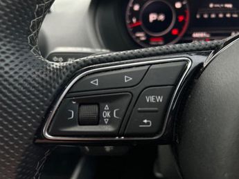 AUDI Q2 1.5 Tfsi Cod 35 Black Edition Suv 5Dr Petrol S Tronic Euro 6 (S/