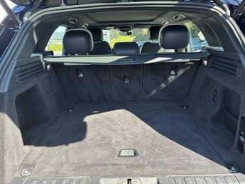 LAND ROVER RANGE ROVER SPORT 3.0 D300 Dynamic Se 5Dr Auto