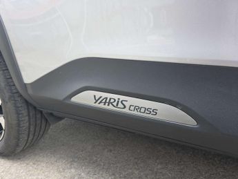 TOYOTA YARIS CROSS 1.5 Hybrid Design 5Dr Cvt