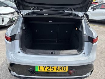 RENAULT MEGANE E-TECH Ev60 160Kw Techno Comfort Range 60Kwh 5Dr Auto
