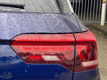 VOLKSWAGEN T-ROC 2.0 Tdi R-Line Suv 5Dr Diesel Dsg Euro 6 (S/S) (150 Ps)