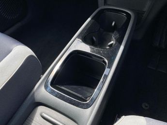 VOLKSWAGEN ID.3 Pro Performance 58Kwh Family Hatchback 5Dr Electric Auto (204 Ps