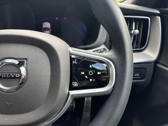 VOLVO XC60 2.0 B4D R Design 5Dr Awd Geartronic