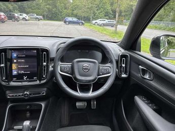 VOLVO XC40 1.5 T3 [163] R Design 5Dr Geartronic