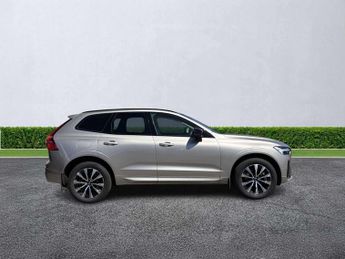 VOLVO XC60 2.0 B5P Plus Dark 5Dr Awd Geartronic