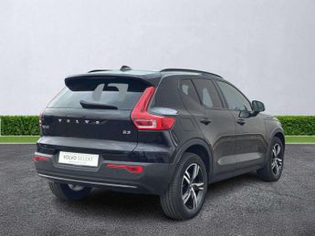 VOLVO XC40 2.0 B3P Plus Dark 5Dr Auto