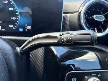 MERCEDES-BENZ A CLASS A180D Sport Executive 5Dr Auto