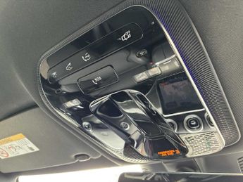MERCEDES-BENZ C CLASS C200 Amg Line 4Dr 9G-Tronic
