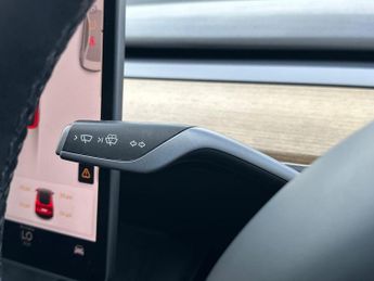 TESLA MODEL Y (Dual Motor) Long Range Suv 5Dr Electric Auto 4Wde (384 Bhp)
