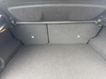 NISSAN JUKE 1.0 Dig-T N-Connecta 5Dr Dct