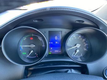 TOYOTA C-HR 1.8 Vvt-H Icon Suv 5Dr Petrol Hybrid Cvt Euro 6 (S/S) (122 Ps)
