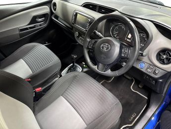 TOYOTA YARIS 1.5 Vvt-H Icon Tech Hatchback 5Dr Petrol Hybrid E-Cvt Euro 6 (S/