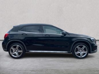 MERCEDES-BENZ GLA Gla 220D 4Matic Amg Line 5Dr Auto