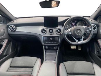 MERCEDES-BENZ GLA Gla 220D 4Matic Amg Line 5Dr Auto