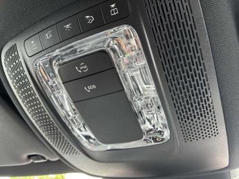 MERCEDES-BENZ EQB Eqb 250+ 140Kw Sport Executive 70.5Kwh 5Dr Auto