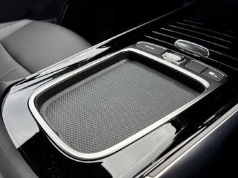 MERCEDES-BENZ EQB Eqb 250+ 140Kw Sport Executive 70.5Kwh 5Dr Auto