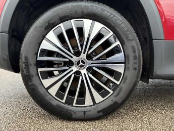 MERCEDES-BENZ EQB Eqb 250+ 140Kw Sport Executive 70.5Kwh 5Dr Auto