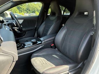 MERCEDES-BENZ CLA Cla 200 Amg Line Premium 4Dr Tip Auto
