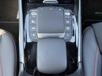 MERCEDES-BENZ EQB Eqb 350 4M 215Kw Amg Line Premium 66.5Kwh 5Dr Auto