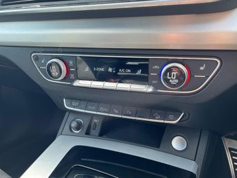 AUDI Q5 2.0 Tdi 40 S Line Suv 5Dr Diesel S Tronic Quattro Euro 6 (S/S) (
