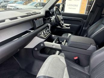 LAND ROVER DEFENDER 3.0 D200 S 110 5Dr Auto