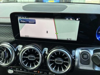 MERCEDES-BENZ EQB Eqb 250+ 140Kw Urban Edition 70.5Kwh 5Dr Auto
