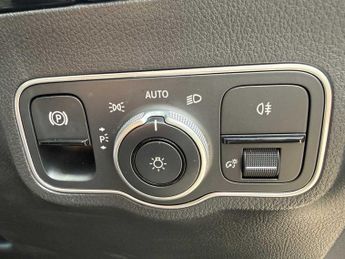 MERCEDES-BENZ EQA Eqa 250+ 140Kw Urban Edition 70.5Kwh 5Dr Auto
