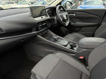 NISSAN QASHQAI 1.3 Dig-T Mh 158 N-Connecta 5Dr Xtronic