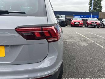 VOLKSWAGEN TIGUAN 1.5 Tsi 150 Life 5Dr Dsg