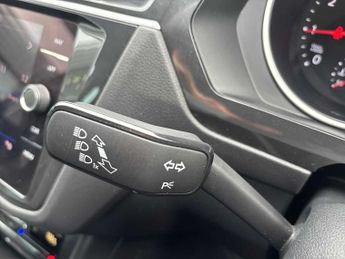 VOLKSWAGEN TIGUAN 1.5 Tsi 150 Life 5Dr Dsg