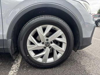 VOLKSWAGEN TIGUAN 1.5 Tsi 150 Life 5Dr Dsg