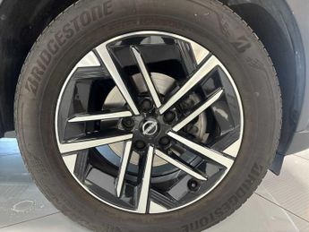 NISSAN JUKE 1.0 Dig-T N-Connecta 5Dr Dct