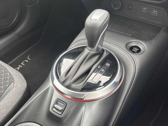 NISSAN JUKE 1.0 Dig-T N-Connecta 5Dr Dct