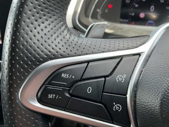 RENAULT CAPTUR 1.3 Tce 140 R.S. Line 5Dr Edc