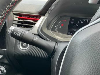 RENAULT CAPTUR 1.3 Tce 140 R.S. Line 5Dr Edc