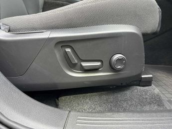 VOLVO EX40 185Kw Extended Range Ultra 78Kwh 5Dr Auto