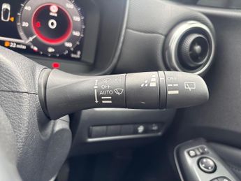 NISSAN JUKE 1.0 Dig-T N-Connecta Suv 5Dr Petrol Dct Auto Euro 6 (S/S) (114 P