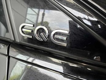 MERCEDES-BENZ EQE 350 4M 215Kw Amg Line Night Ed Prem+ 91Kwh 5Dr At