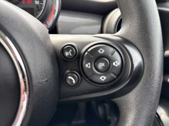 MINI HATCHBACK 1.5 Cooper Classic Ii 3Dr Auto