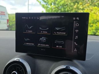 AUDI Q2 35 Tfsi S Line 5Dr S Tronic