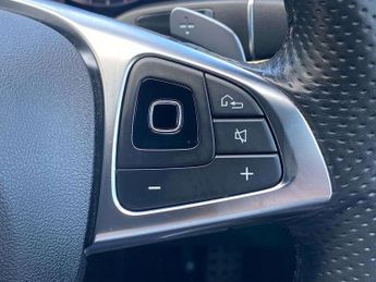 MERCEDES-BENZ E CLASS E220D 4Matic Amg Line Premium Plus 2Dr 9G-Tronic