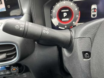 NISSAN JUKE 1.0 Dig-T N-Connecta 5Dr Dct