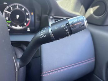 LAND ROVER DISCOVERY SPORT 1.5 P300E R-Dynamic Hse 5Dr Auto [5 Seat]